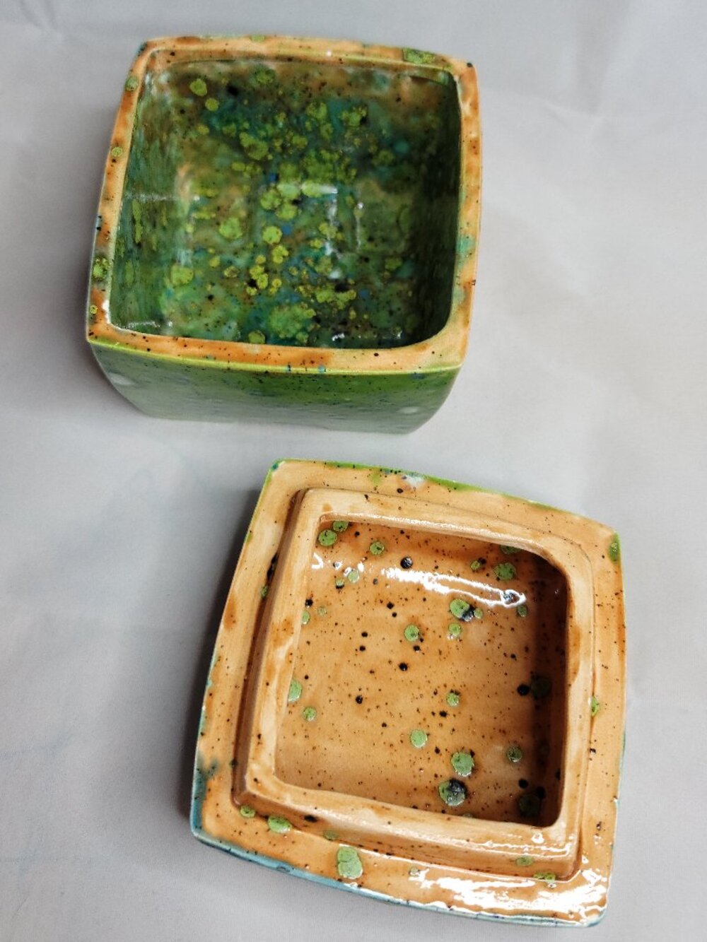 Handmade Blue Green Orange Teal Speckled Pottery Trinket Stash Box - Picture 7 of 10